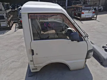 КАБИНА НА NISSAN VANETTE SE88TN