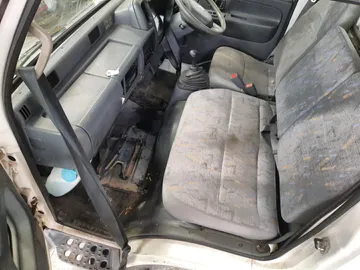 КАБИНА НА NISSAN ATLAS H4F23