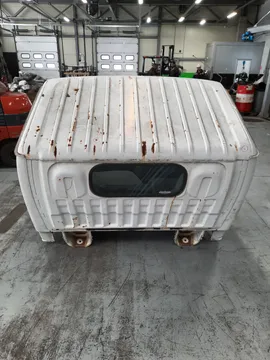 КАБИНА НА NISSAN ATLAS H4F23