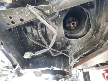 КАБИНА НА TOYOTA HIACE YH81