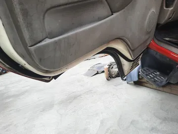 КАБИНА НА TOYOTA DYNA XZU420