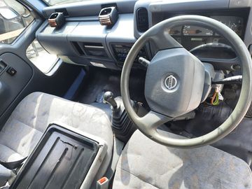 КАБИНА НА NISSAN ATLAS H4F23