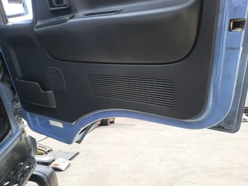 КАБИНА НА NISSAN ATLAS H4F23