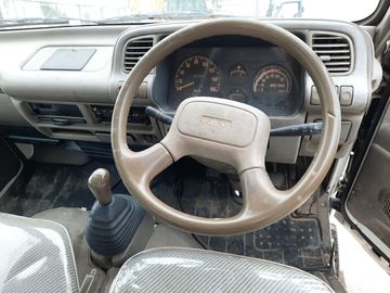 КАБИНА НА ISUZU ELF NHR69 4JG2
