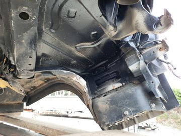 КАБИНА НА ISUZU ELF NHR69 4JG2