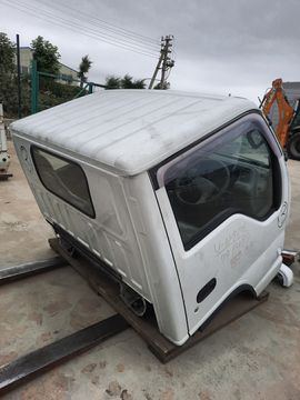 КАБИНА НА ISUZU ELF NHR69 4JG2