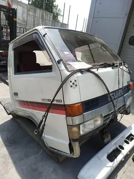 КАБИНА НА ISUZU ELF NHR55