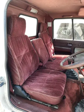 КАБИНА НА ISUZU ELF NHR55