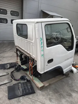 КАБИНА НА ISUZU ELF NKR66