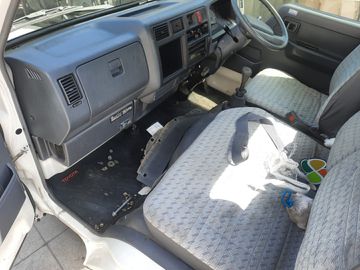 КАБИНА НА TOYOTA DYNA YY211 3Y