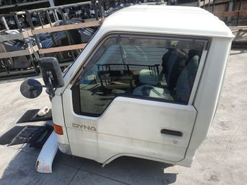 КАБИНА НА TOYOTA DYNA YY211 3Y