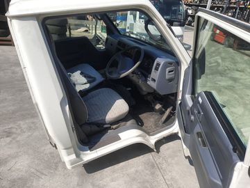 КАБИНА НА TOYOTA DYNA YY211 3Y