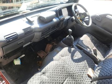 КАБИНА НА NISSAN ATLAS AKR81 4HL1