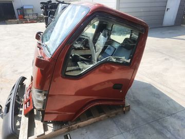 КАБИНА НА NISSAN ATLAS AKR81 4HL1