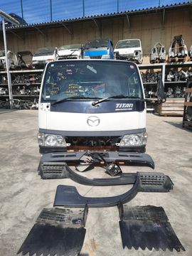 КАБИНА НА MAZDA TITAN SYE6T FE