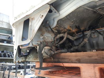 КАБИНА НА MAZDA TITAN SYE6T FE
