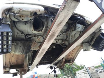 КАБИНА НА TOYOTA DYNA YY201