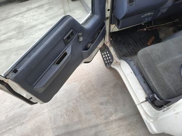 КАБИНА НА TOYOTA DYNA YY201