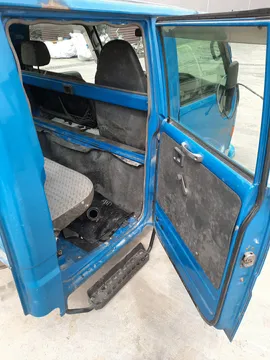 КАБИНА НА TOYOTA TOYOACE LY132