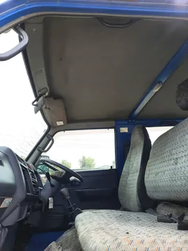 КАБИНА НА TOYOTA TOYOACE LY132