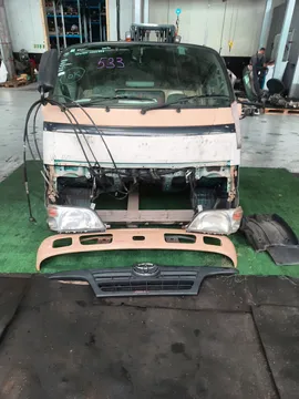 КАБИНА НА TOYOTA TOYOACE XZU504 N04C-T