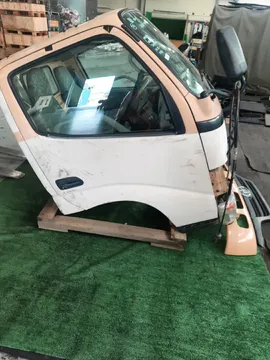 КАБИНА НА TOYOTA TOYOACE XZU504 N04C-T