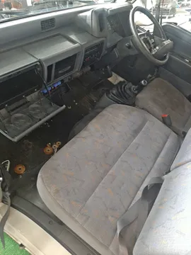 КАБИНА НА NISSAN ATLAS F23 KA20DE