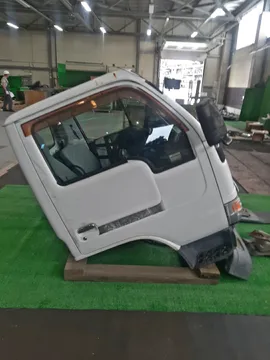 КАБИНА НА NISSAN ATLAS F23 KA20DE