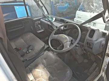 КАБИНА НА NISSAN ATLAS P8F23 TD27
