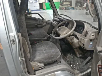 КАБИНА НА TOYOTA TOYOACE LY230 5L
