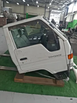 КАБИНА НА TOYOTA TOYOACE LY212 5L
