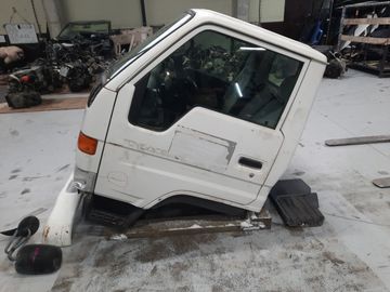 КАБИНА НА TOYOTA TOYOACE LY212 5L