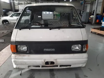КАБИНА НА MAZDA BONGO SE28T R2