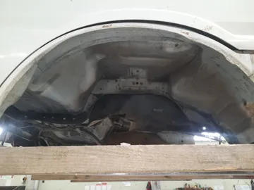 КАБИНА НА MAZDA BONGO SE28T R2