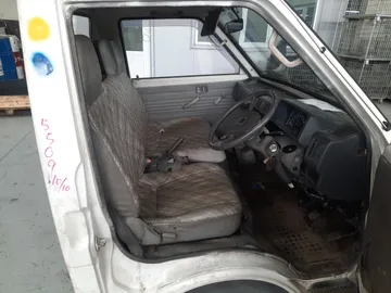 КАБИНА НА MAZDA BONGO SE28T R2