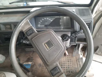 КАБИНА НА MAZDA BONGO SE28T R2