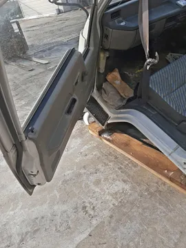 КАБИНА НА MITSUBISHI CANTER FB308 4DR7