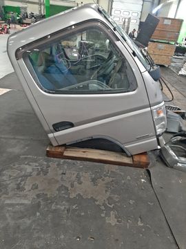 КАБИНА НА MITSUBISHI CANTER FE74B