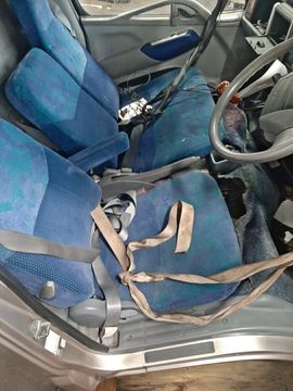 КАБИНА НА MITSUBISHI CANTER FE74B