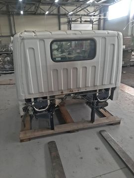КАБИНА НА MITSUBISHI FUSO CANTER FBA20