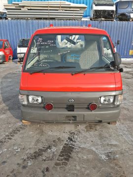 КАБИНА НА NISSAN VANETTE SE88MN F8