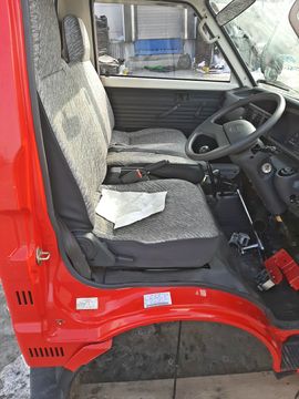 КАБИНА НА NISSAN VANETTE SE88MN F8