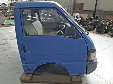 КАБИНА НА NISSAN VANETTE SE28TN R2