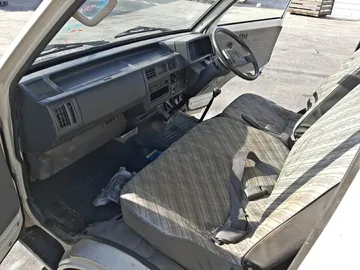 КАБИНА НА MAZDA BONGO SE88T F8