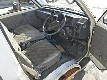 КАБИНА НА MAZDA BONGO SE28T R2