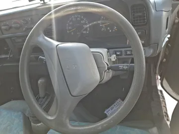 КАБИНА НА MITSUBISHI CANTER FE50E 4M51