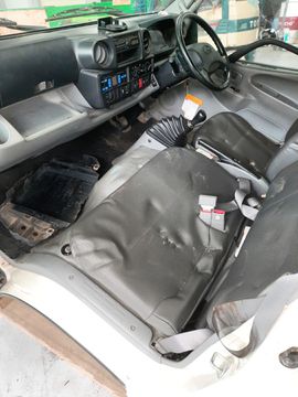 КАБИНА НА TOYOTA DYNA XZU605 N04C