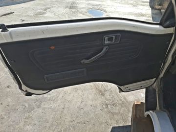 КАБИНА НА MAZDA BONGO SE28T R2