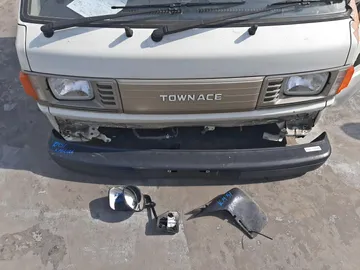 КАБИНА НА TOYOTA TOWN ACE KM51 5K