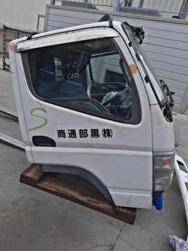 КАБИНА НА MITSUBISHI CANTER FE70B 4M42